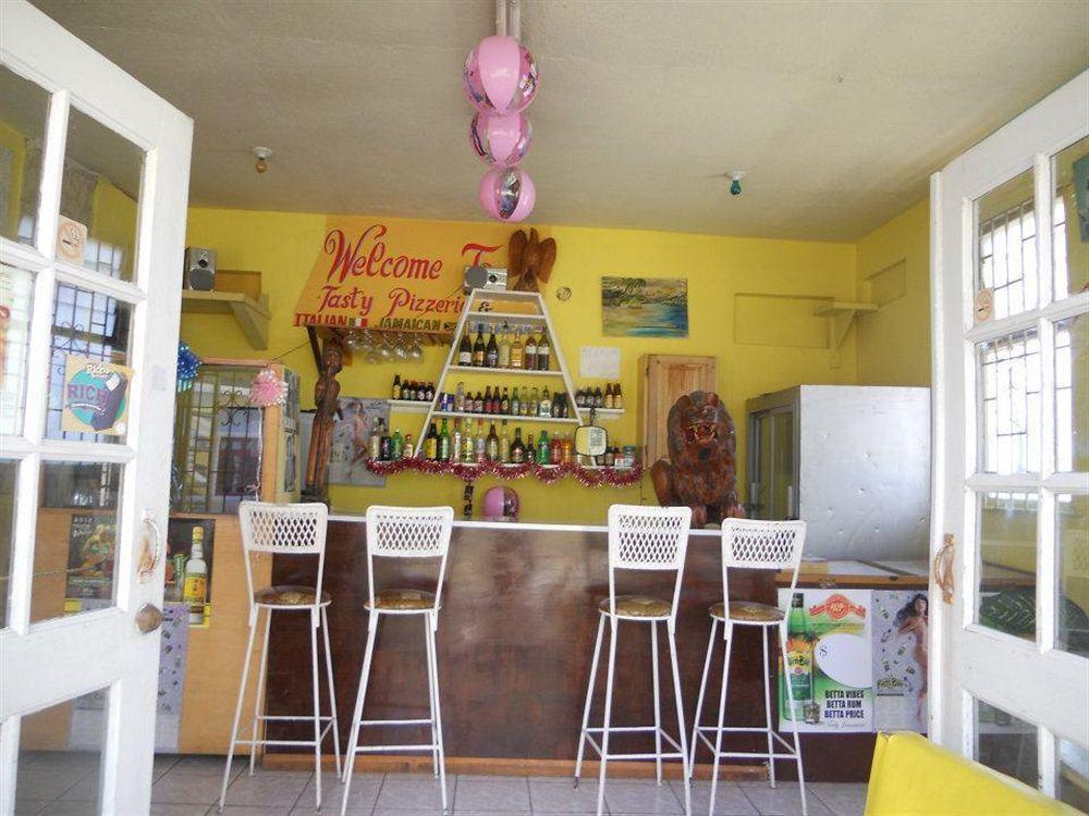 Cotton Tree Hotel Negril Eksteriør bilde
